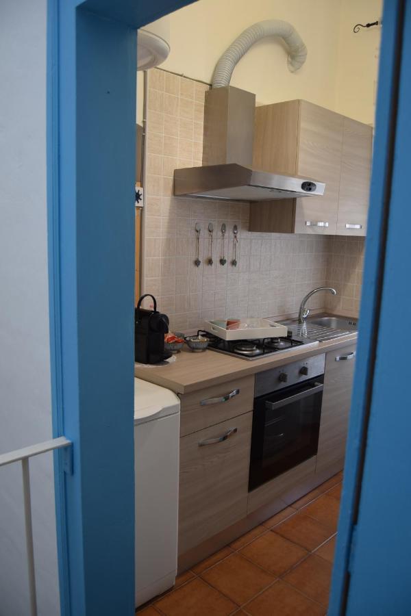 Casa Mely Lägenhet Bari Exteriör bild