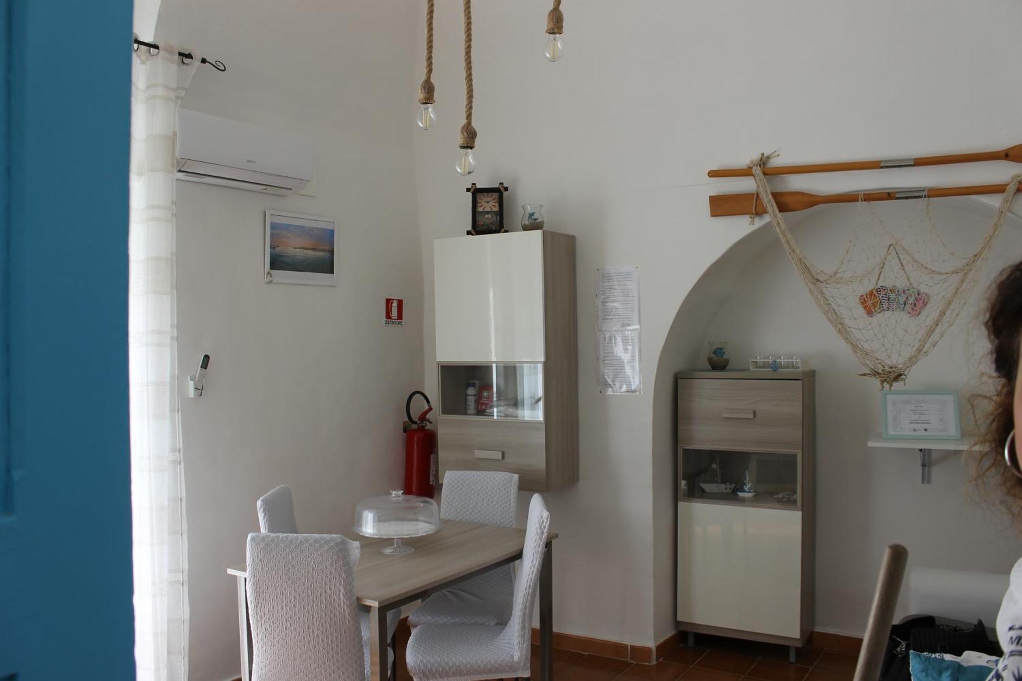 Casa Mely Lägenhet Bari Exteriör bild